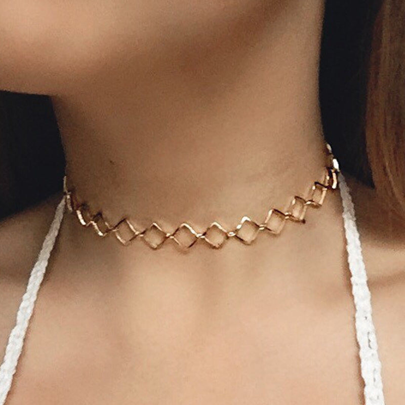 Hollow Clavicle Necklace