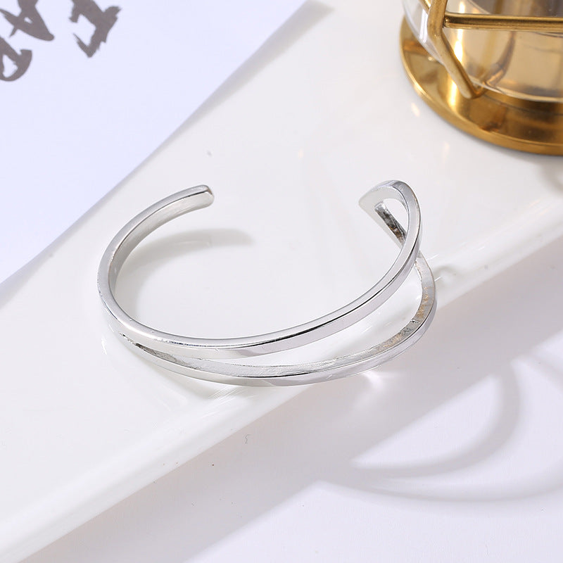 Hollow Simple Glossy Bracelet